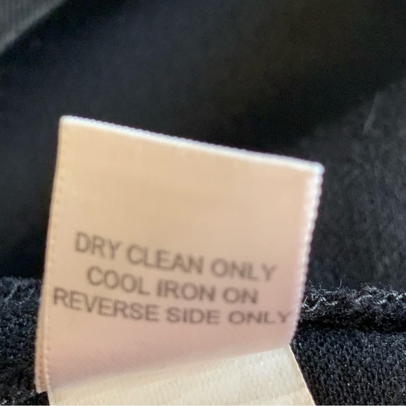 BANANA REPUBLIC Black Stretch Skirt Size 14 Pockets - Picture 8 of 9